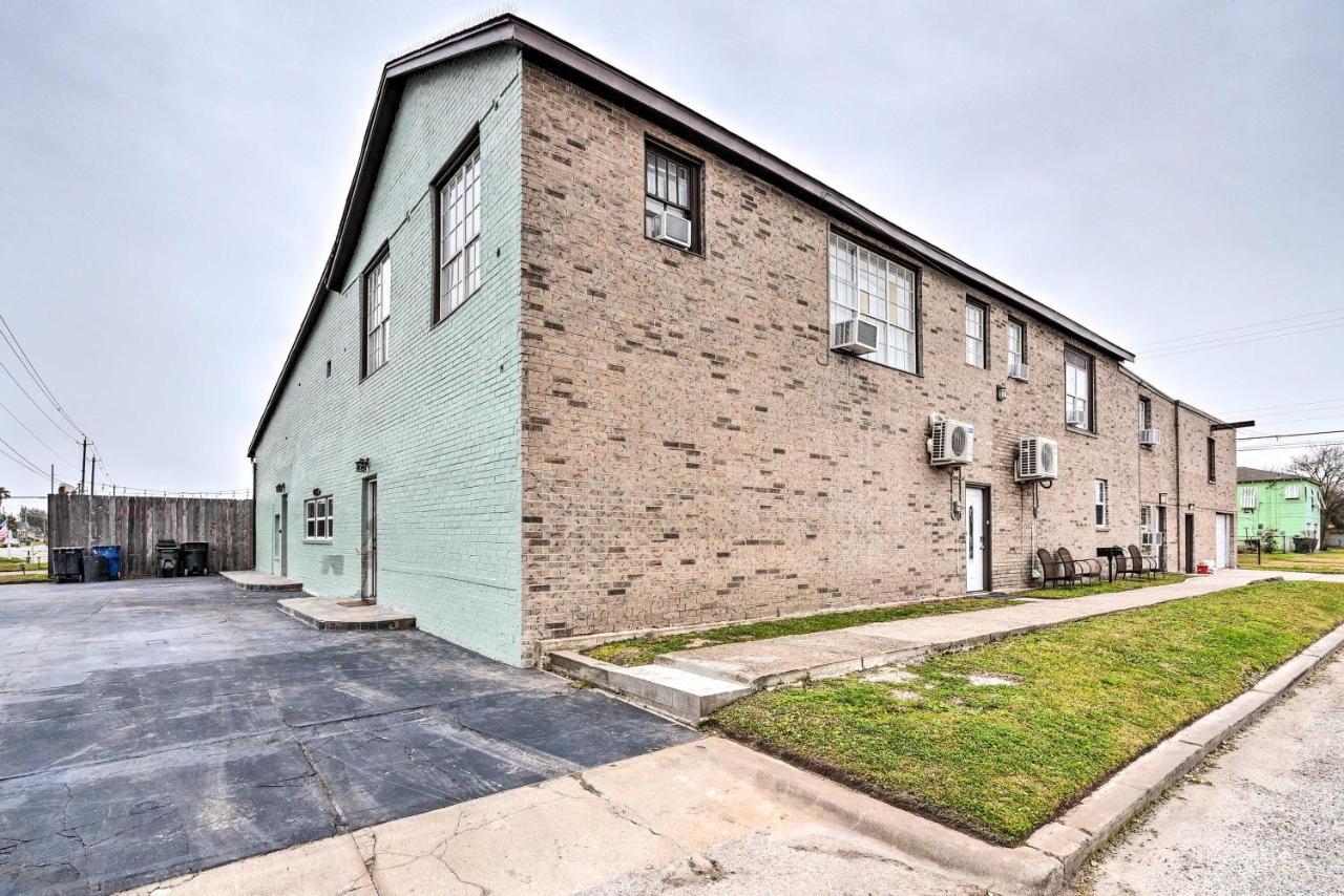 Cozy Galveston Apartment - Walk To Beach And Dining Exterior foto